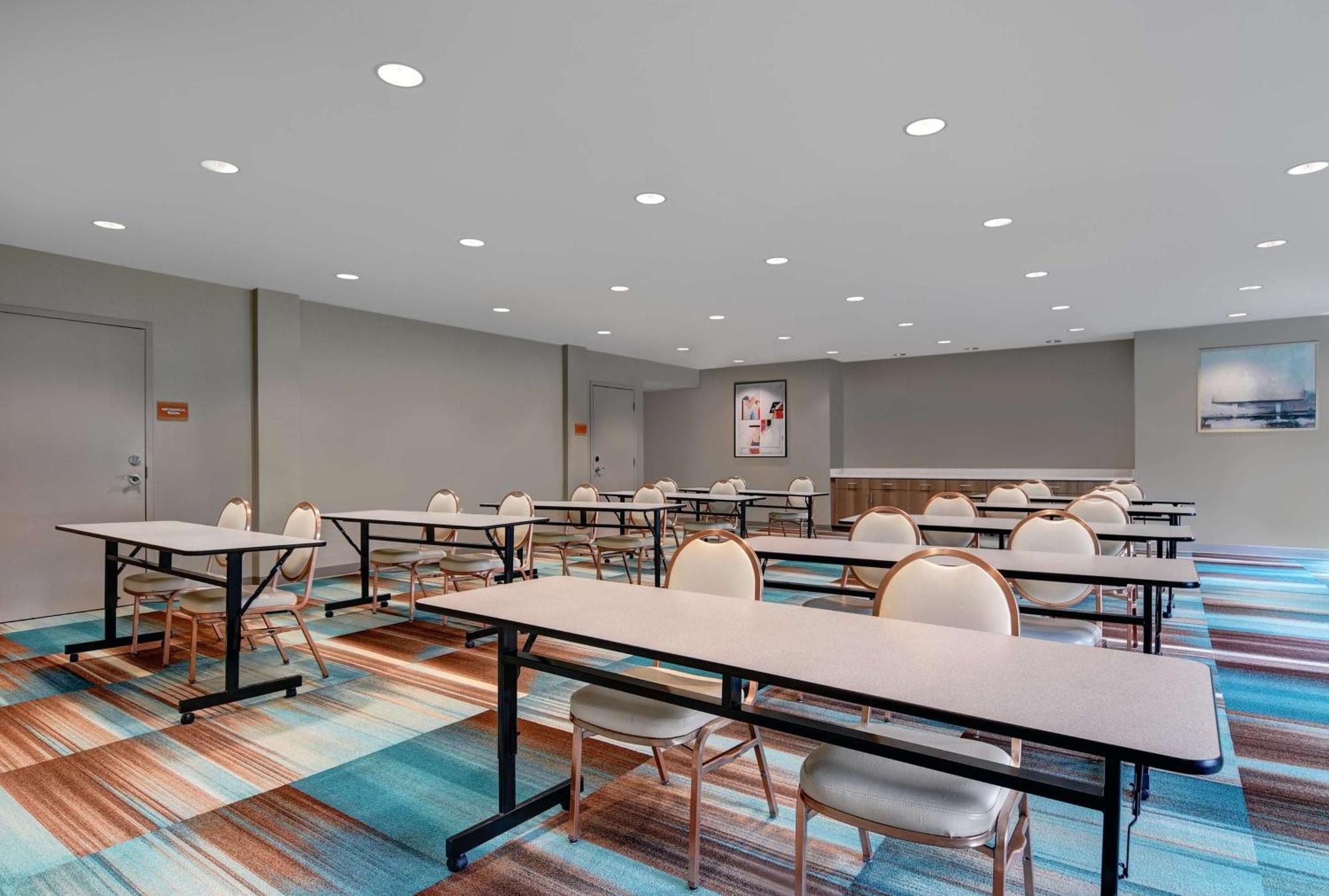Home2 Suites By Hilton Bordentown Eksteriør billede